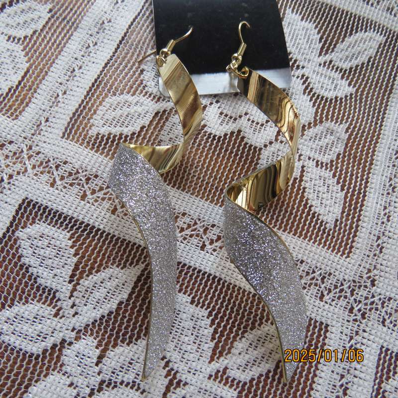 Pair curled light weight golden long earrings with silver glitter. 8cm long. New item