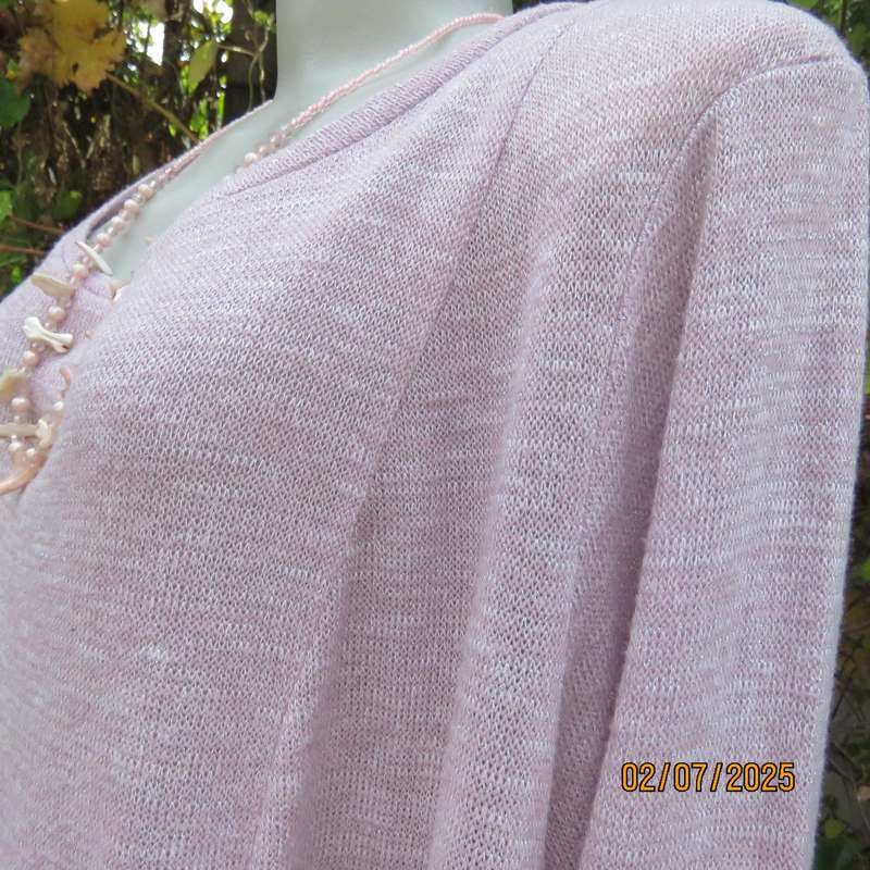 DONNA CLAIRE perfume pink poly-rayon-lurex stretch slip over knitted top. Size 50