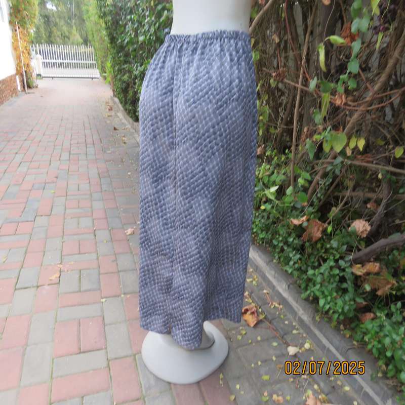 XTREME diamond print rayon-polyester long skirt in greys and pale blue. Size 36-38