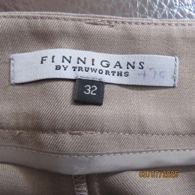 FINNEGANS light brown dress pants size 32. Straight legs. Hight quality