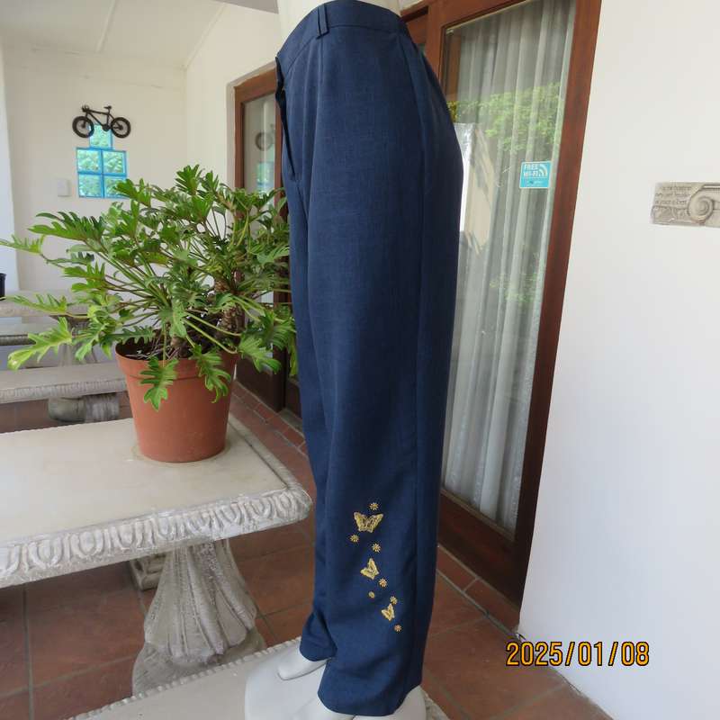 DELSWA navy 2 pc pantsuit size 42. Gold colour butterfly embroidery. Short sleeve top and long pants
