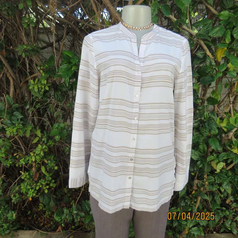 DAVID JONES smart casual white 100% cotton top-horizontal ecru stripes. Size 34