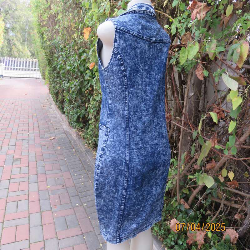 Fashion blue denim with wash out look denim polycotton stretch dress size 36.