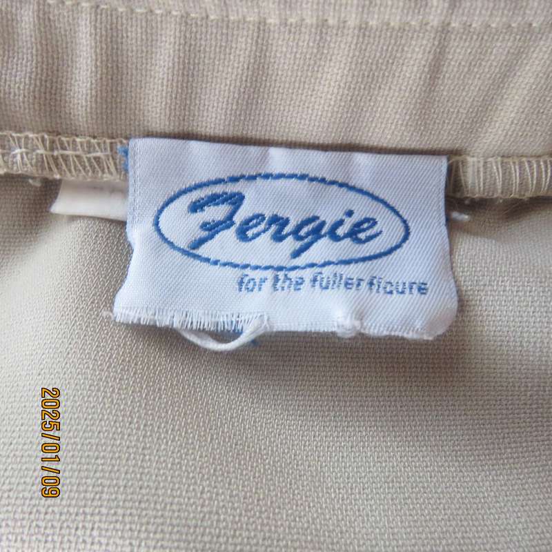 FERGIE oatmeal colour pencil skirt size 50-52. Flat front.Elasticated waist back. Front tucked seam.