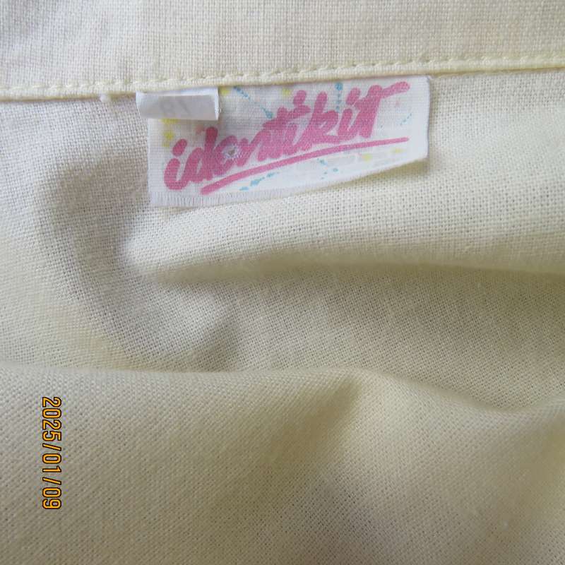 Casual IDENTIKIT daffodil yellow short sleeve 100% cotton one button jacket. Size 38-14. 2 Pockets.