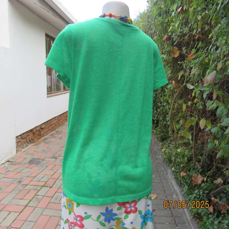 Green capped sleeve textured stretch polyester top