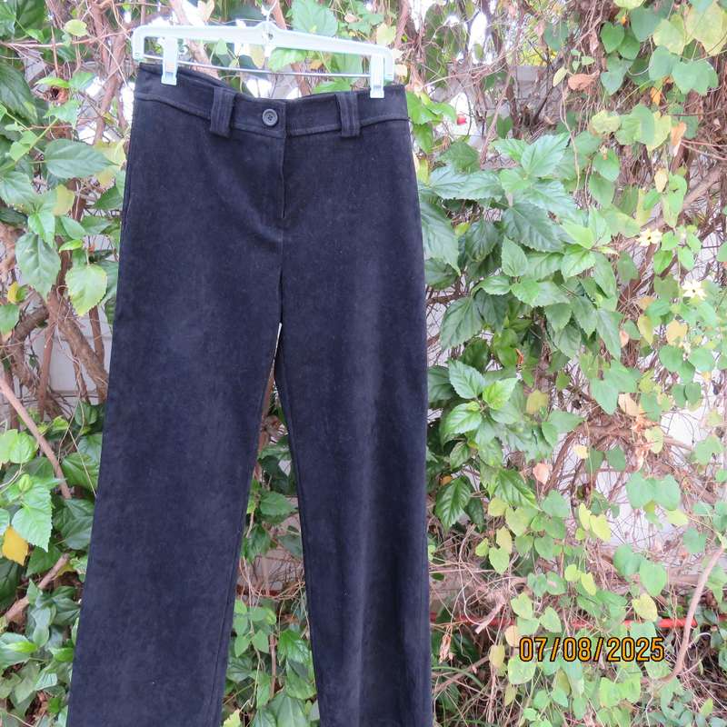 WOOLWORTHS very black suede look stretch polyester straight legged pants. Size 32