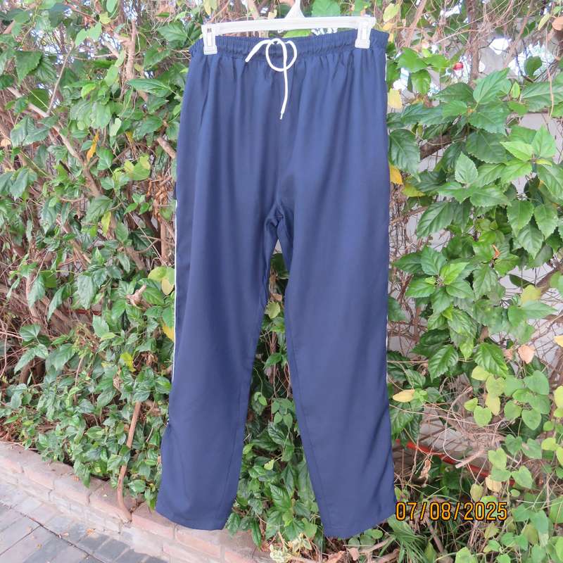 BRT men's navy nylon tracksuit pants with breathing inner. Side pockets. Size XXL.