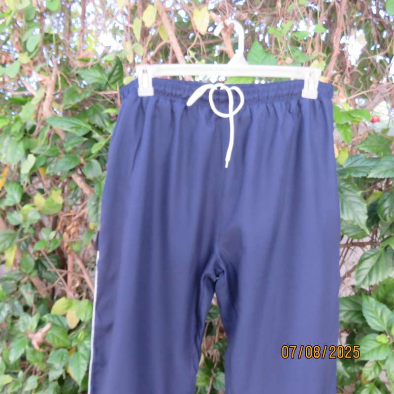 BRT men's navy nylon tracksuit pants with breathing inner. Side pockets. Size XXL.