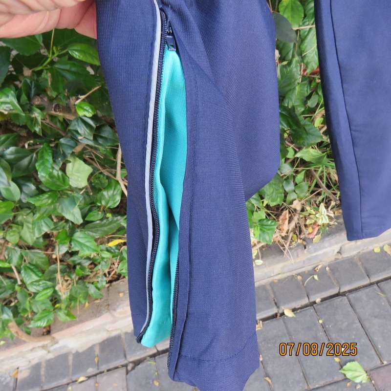 BRT men's navy nylon tracksuit pants with breathing inner. Side pockets. Size XXL.