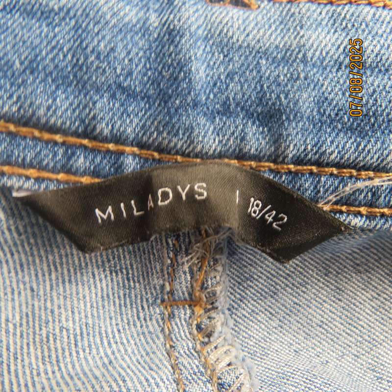 MILADYS blue denim jean shorts size 42. Back-front pockets. Stretch polycotton.