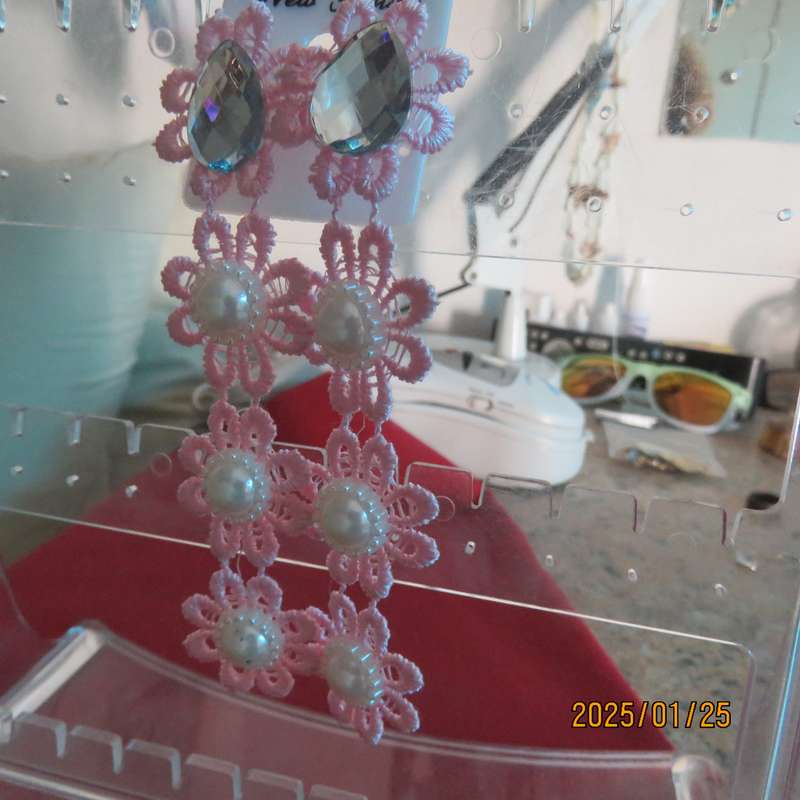Stunning extra long carnation pink lace flower earrings with pretty inners. Length 11cm. New item