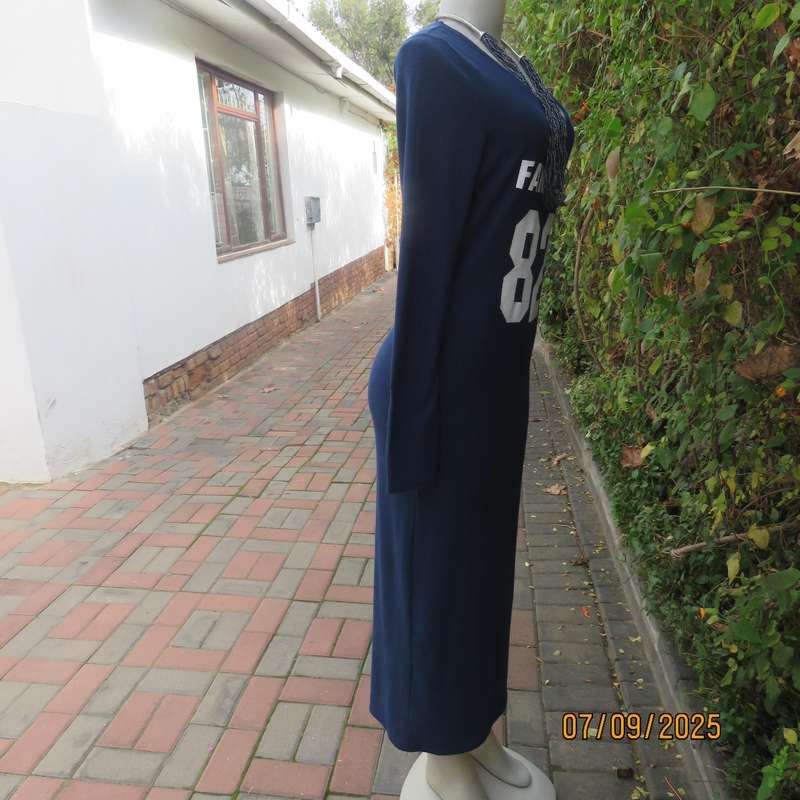 NEW FEELING navy maxi bodycon ribbed stretch polyester dress. White logo. Size 36
