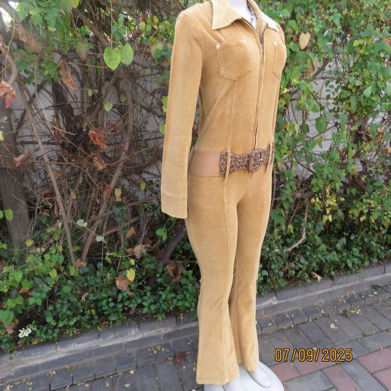 LUCY'S tan stretch corduroy jumpsuit size 32. Zip-up front. Bell bottom legs.