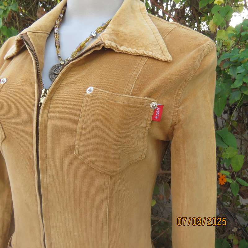 LUCY'S tan stretch corduroy jumpsuit size 32. Zip-up front. Bell bottom legs.