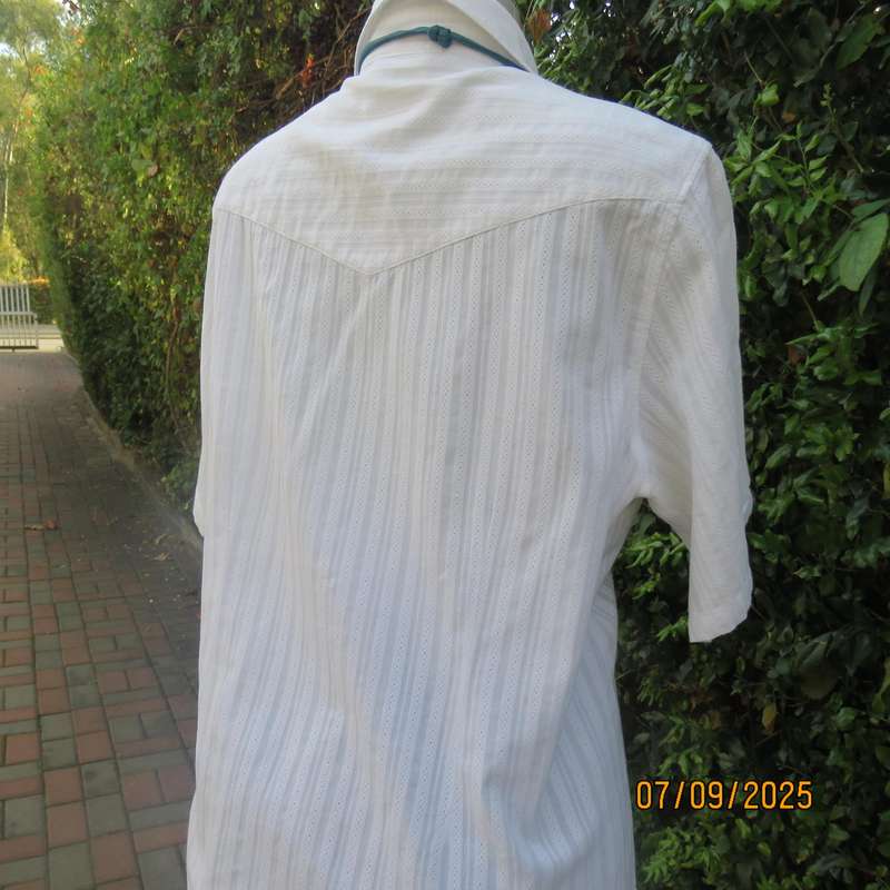 ML Classics white cotton with embossed stripes and bird-floral embroidery. Size 40