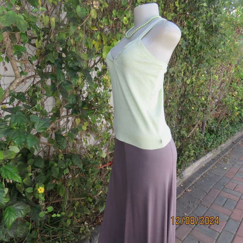Soft mint green cotton/polyamide stretch knitted size 34 top by PURE. V front.Button decor. As new