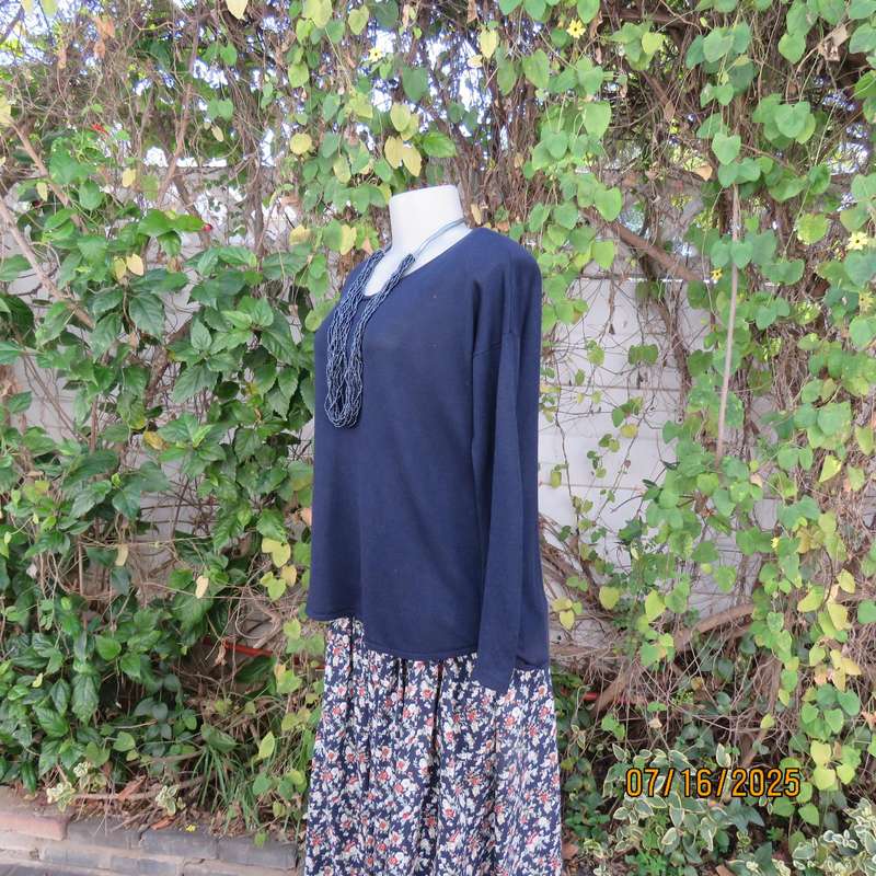M&S Collection navy long sleeve acrylic-viscose knitted top. Size 38