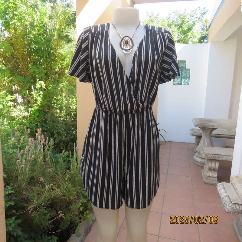 XHILARATION  black-white vertical rayon short jumpsuit size 38. Bust area foldover.Elasticated waist