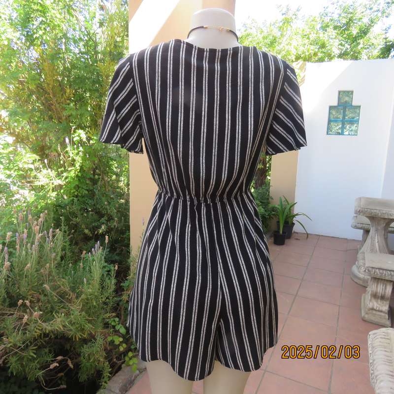 XHILARATION  black-white vertical rayon short jumpsuit size 38. Bust area foldover.Elasticated waist