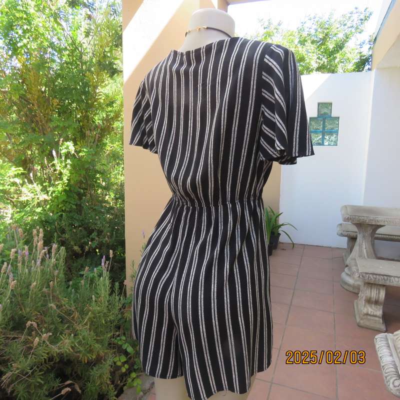 XHILARATION  black-white vertical rayon short jumpsuit size 38. Bust area foldover.Elasticated waist