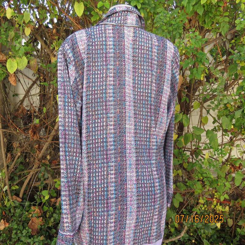 Tasteful check pattern long sleeve silky polyester top in blue-pink-black-white. Size 42