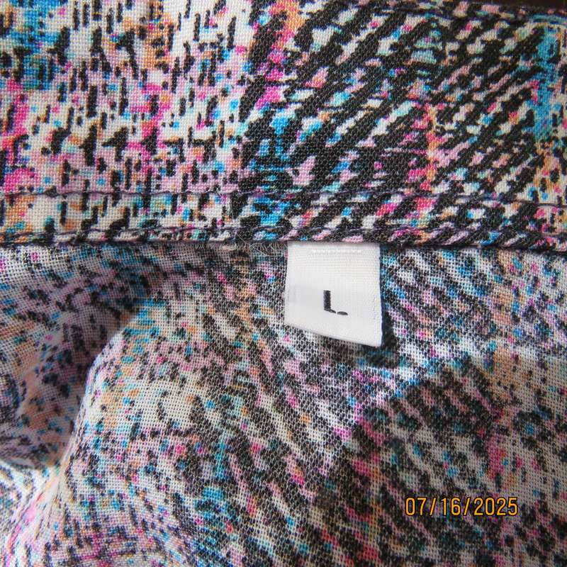 Tasteful check pattern long sleeve silky polyester top in blue-pink-black-white. Size 42