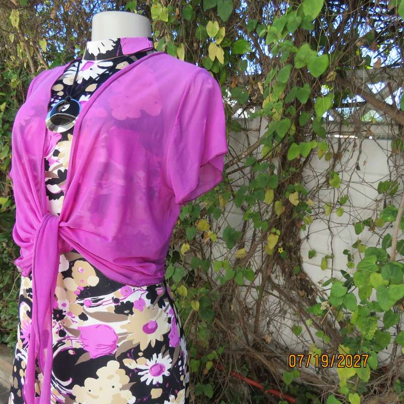 LIZZI'S violet sheer stretch polyester bolero size 38. Capped sleeves. Long front points to tie