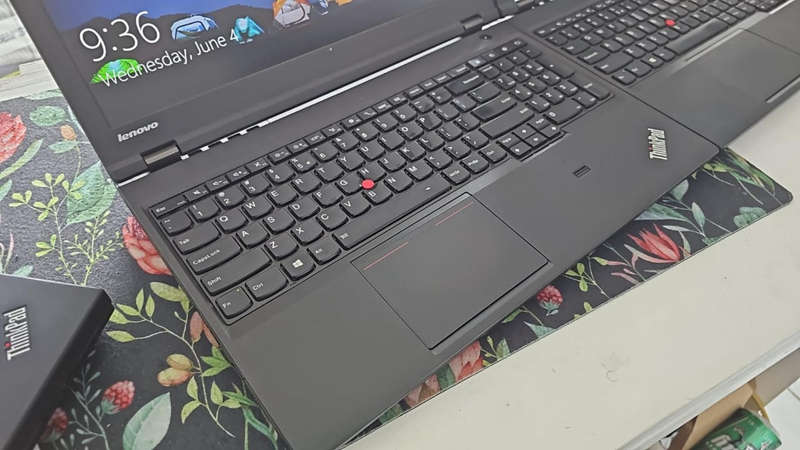 Unbeatable Deal! LENOVO Thinkpad laptop intel Core i7, 4th Gen Windows 10 Pro and More