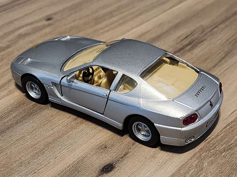 Maisto Ferrari 456GT Scale 1:39