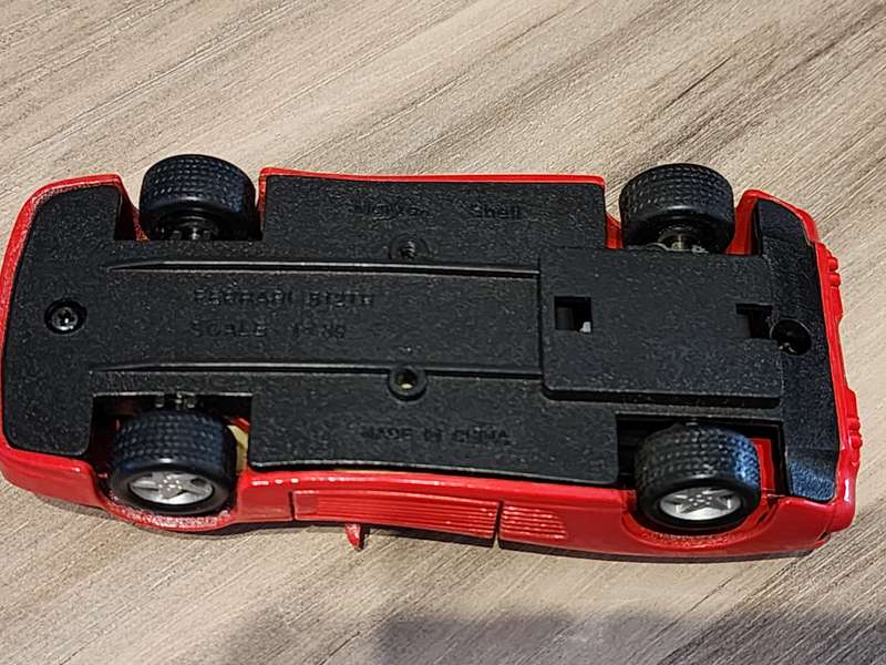 Maisto Ferrari 512TR Scale 1:39
