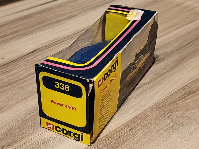 CORGI 338 BLUE ROVER 3500 BOXED