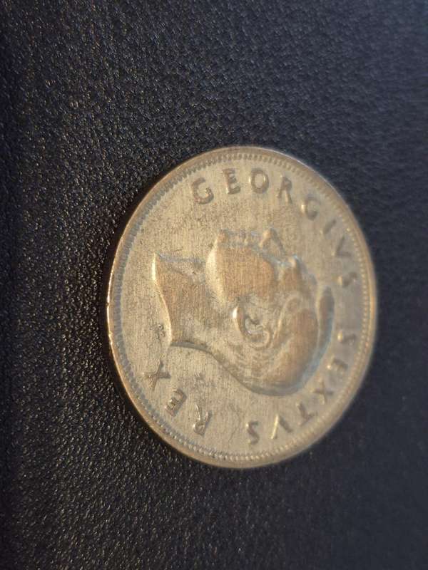 1952 Two and a Half Shillings - L4