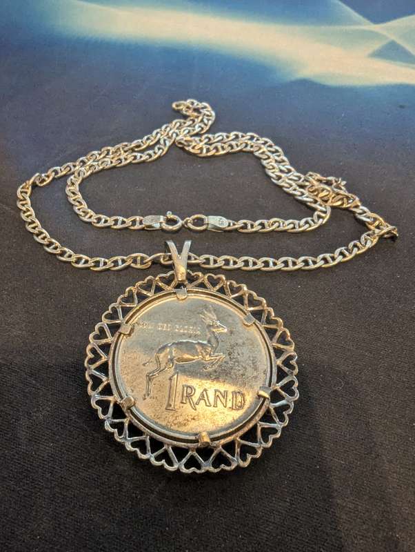 1966 One Rand - English (800 Silver) Encapsulated in pendant with chain (925 Silver)
