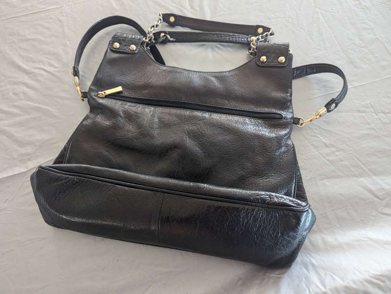 Bella Bianca Leather Handbag - AUTHENTIC