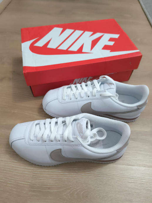 Ladies Nike Cortez sneakers