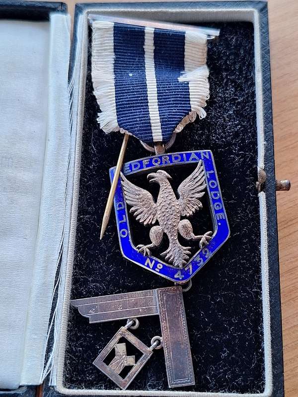 Old BedfordianLodge No. 4732 Halmarked medal