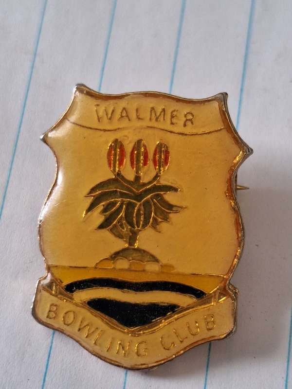 Vintage Walmer Bowling club badge