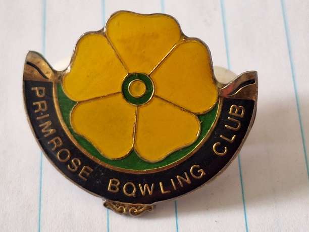 Vintage Primrose Bowling club badge