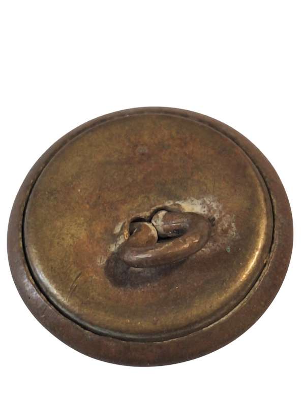 Vintage/Antique Queens Royal Regiment button