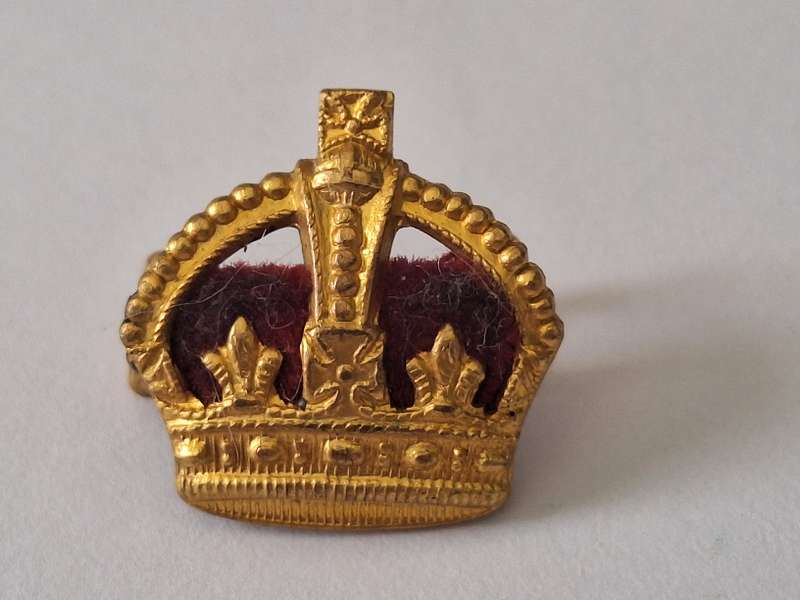 WW1 British officers insignia crown pip