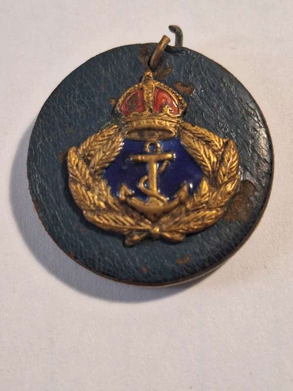 Royal Navy sweetheart pendant ?????