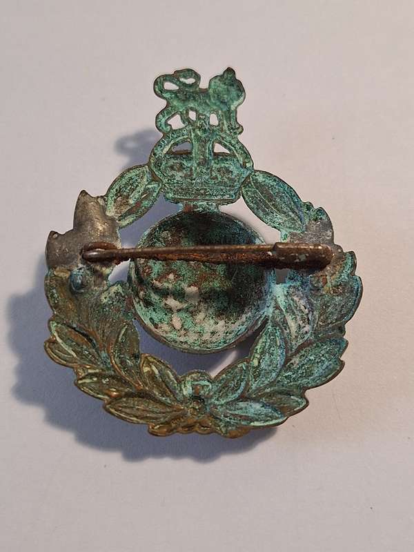 Royal Marines Corps Commando badge - Queens crown