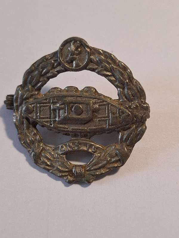 SA Tank corps badge 1941 - 1943 pattern