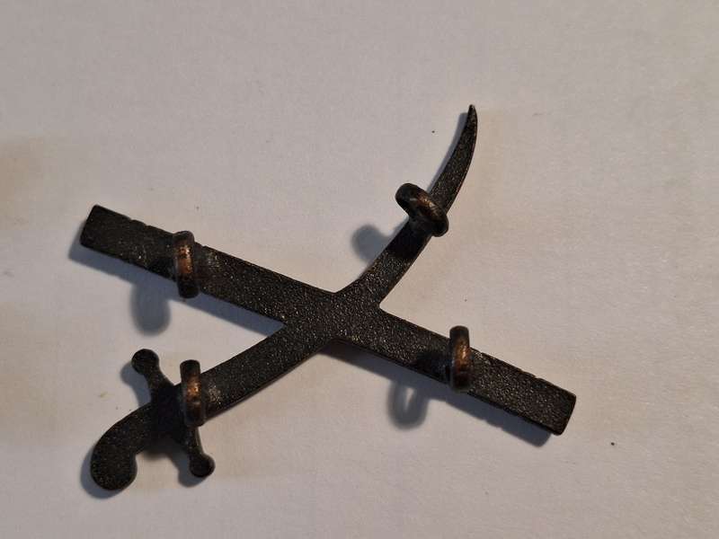 WW1 British Army General's crossed sword and baton insignia