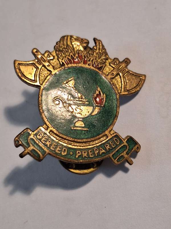 SA Army civil defence badge 4.75 x 3.25cm