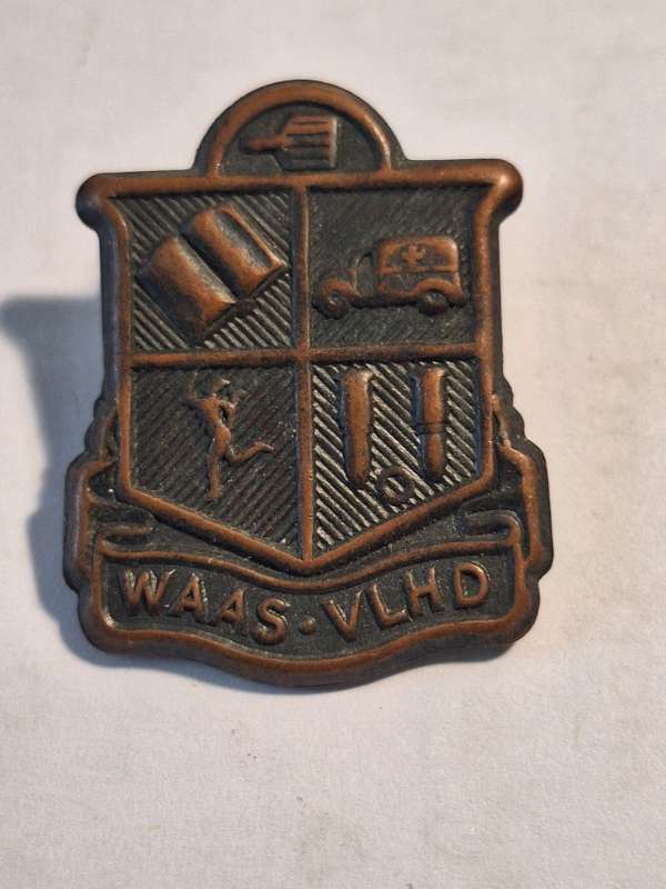 SA Army Womens Auxilliary services badge 3.5 x 2.75cm