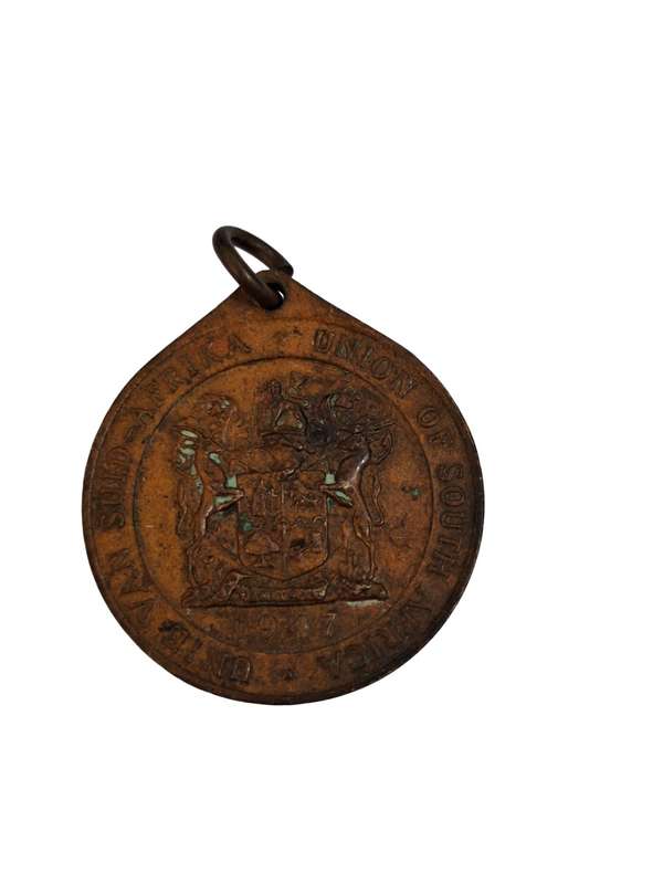 1947 Commemorative medallion of Royal visit to South Africa