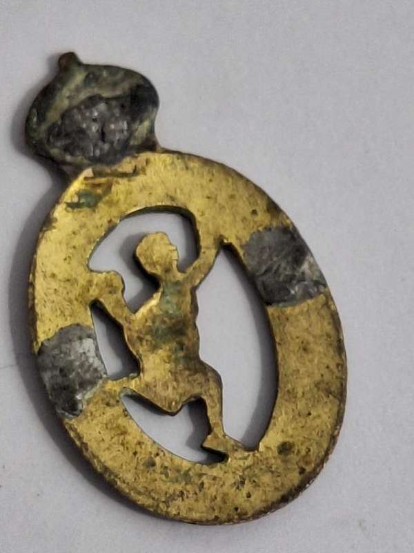 WW2 SA Signal corps sweetheart enamel brroch