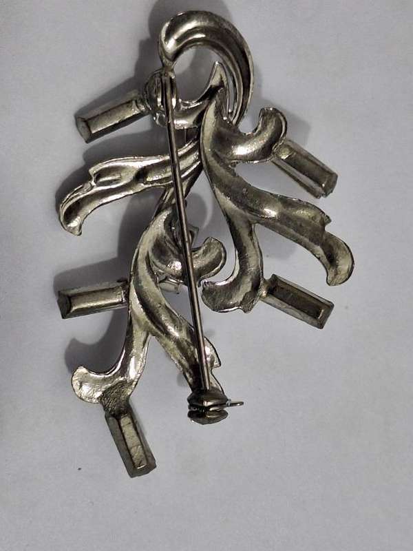 Vintage marcasite and rhinestone brooch